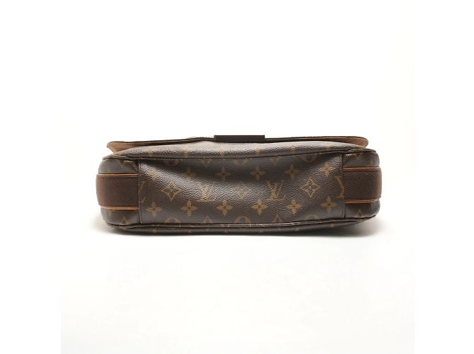 Bolso Louis Vuitton Marrón Piel charol Castaño - vista 7