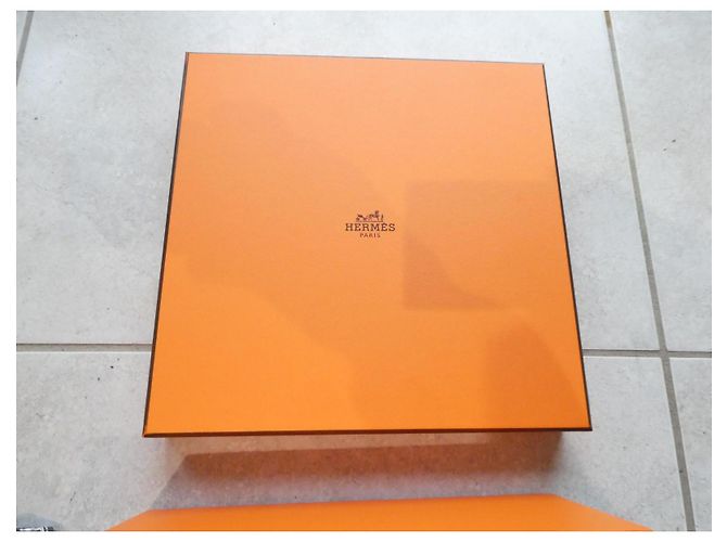boite hermès 1605 blue box commande spéciale vip pour sac a main hermès constance Orange - vue 2