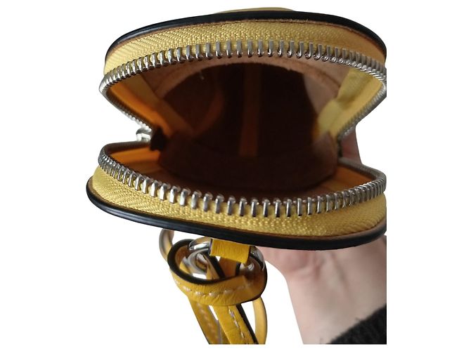 Borsa a tracolla "Nano Cap" di JW Anderson Giallo - vista 11