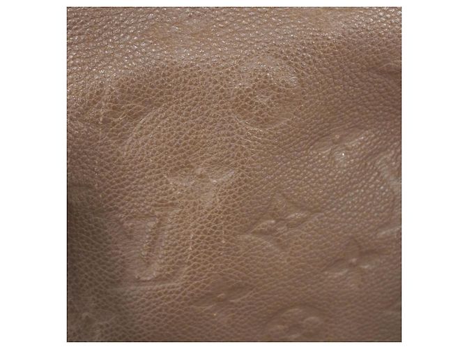 Borsa Tote Lumineuse PM in Monogram Empreinte Louis Vuitton - vista 13
