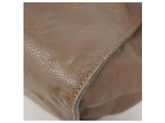 Borsa Tote Lumineuse PM in Monogram Empreinte Louis Vuitton - vista 6