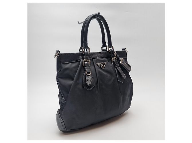 Prada Schwarze Nylon-Tote (Rinderlederbesatz) - Ansicht 5
