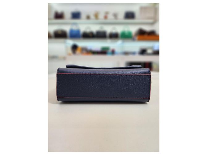 Louis Vuitton Borsa a spalla Myrachmi BB Marine Rose con catena Blu - vista 15