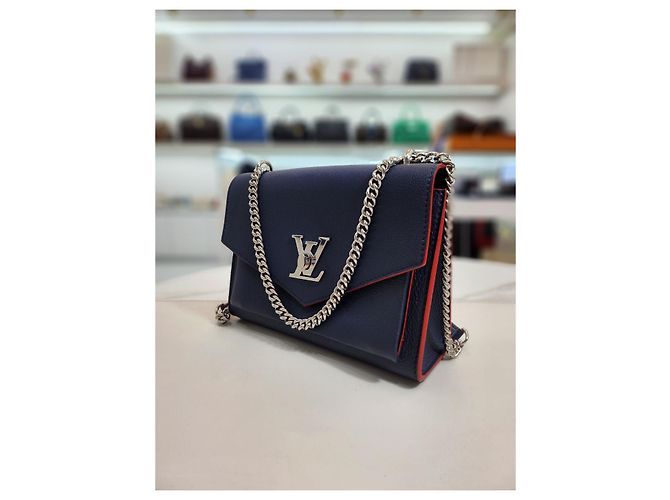 Louis Vuitton Borsa a spalla Myrachmi BB Marine Rose con catena Blu - vista 4