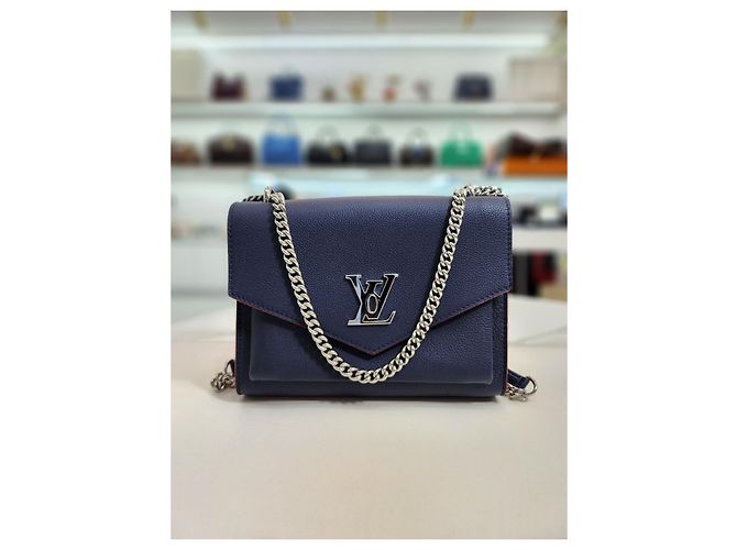 Louis Vuitton Borsa a spalla Myrachmi BB Marine Rose con catena Blu - vista 9