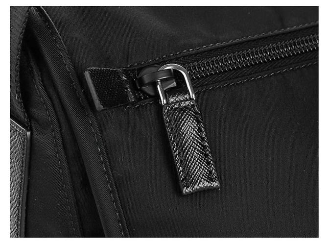 Prada Borsa a Spalla Pocono Buckle Messenger Nera Media ZOT Nero - vista 9