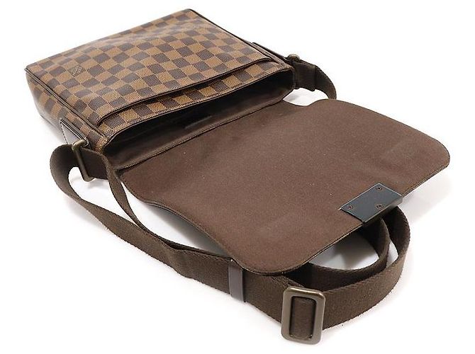 Louis Vuitton Damier Ebène Canvas District PM Crossbody Bag Marron - vue 7