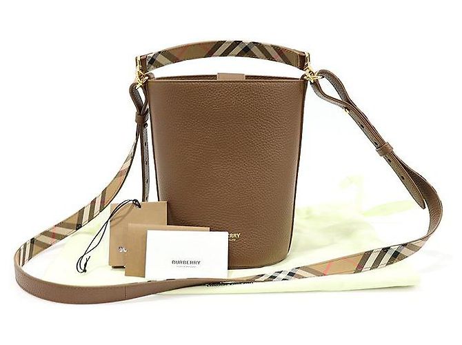 Burberry Piccolo secchiello in pelle di vitello grana marrone terra - vista 2