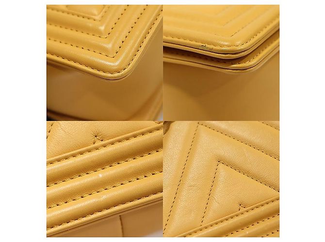 Chanel Sac à bandoulière Old Boy moyen en cuir de veau jaune à chevrons et finition argentée - vue 6