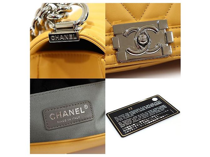 Chanel Sac à bandoulière Old Boy moyen en cuir de veau jaune à chevrons et finition argentée - vue 7