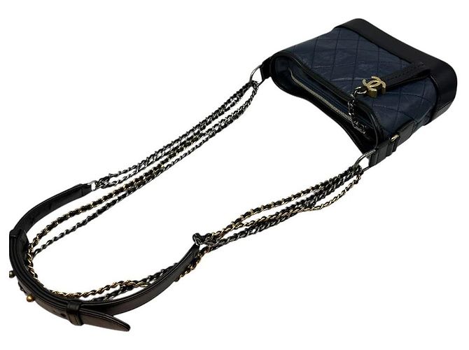 Chanel Borsa hobo piccola Gabrielle con catena blu navy - vista 6