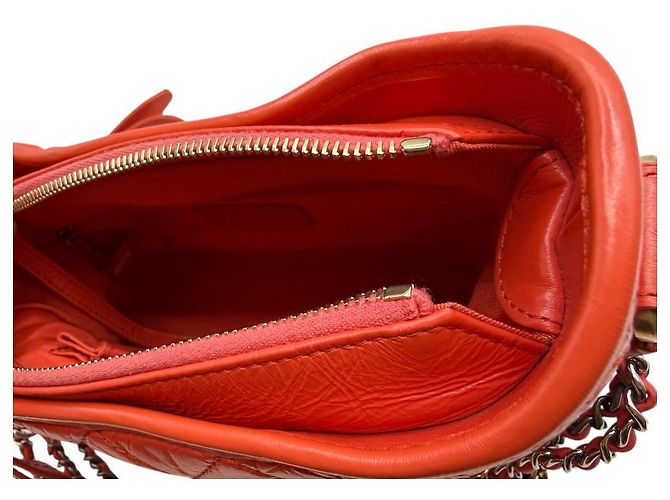 Chanel Borsa hobo piccola Gabrielle con catena rossa Rosso - vista 8