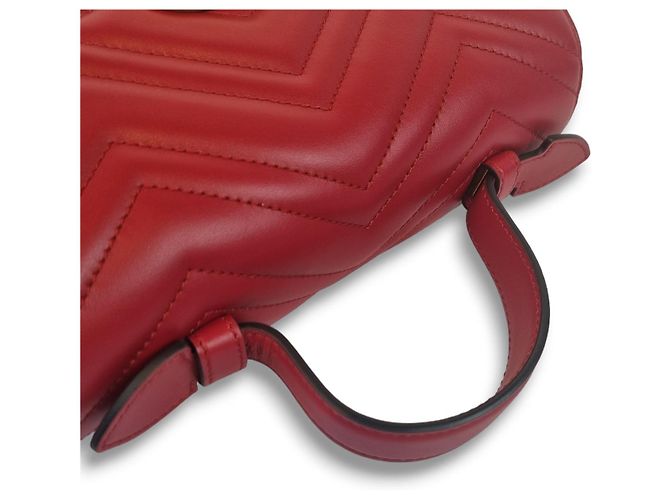 Gucci Borsa a Spalla GG Marmont Matelassé con Manico Superiore Rosso - vista 6