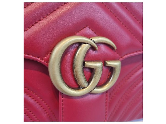 Gucci Borsa a Spalla GG Marmont Matelassé con Manico Superiore Rosso - vista 8
