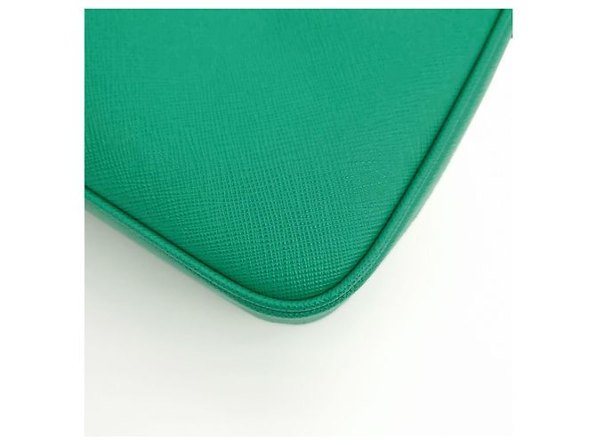 Prada Borsa hobo in tessuto Saffiano Lux con catena Verde - vista 6