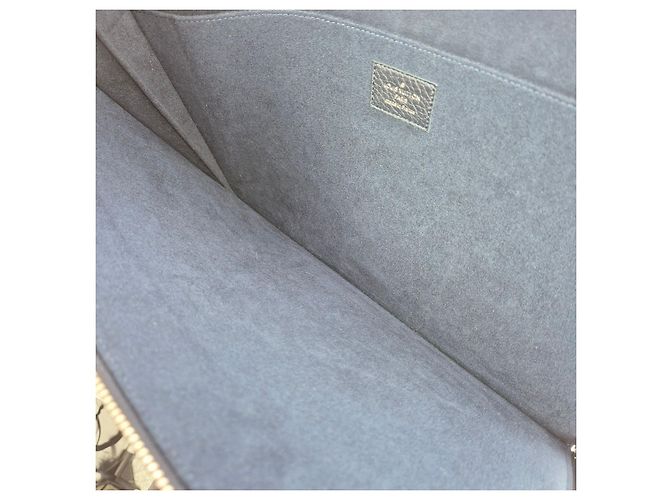 Louis Vuitton Pochette Jour GM Blu - vista 8