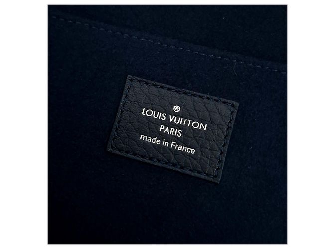 Louis Vuitton Pochette Jour GM Blu - vista 9