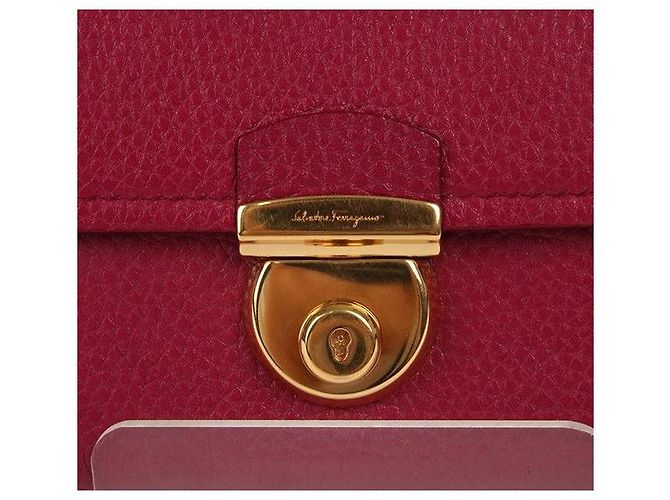 Salvatore Ferragamo Portafoglio lungo da donna Ferragamo in oro e bordeaux Rosso - vista 8