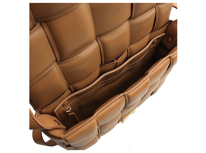 Cassette Bolsa Cassete em pele de cordeiro camelo Bottega Veneta Marrom - vista 5