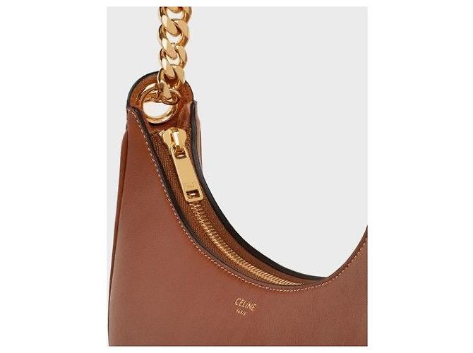 Céline Borsa a Spalla Media con Catena Taupe DGQ Marrone - vista 5