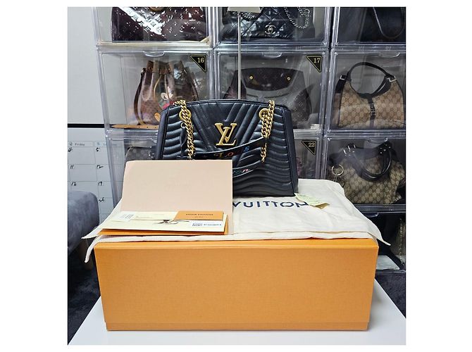 Louis Vuitton Catena a Spalla New Wave Nero - vista 13