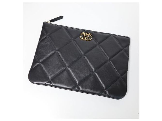 Chanel 19 Pochette Chanel Media Nera Nero - vista 3