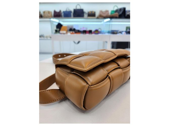 Bottega Veneta Camel Padded Cassette Gürtel Slingback VCQR Braun - Ansicht 15