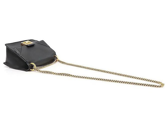 Fendi Kan Small Shoulder Bag in Black Calfskin Nero - vista 4