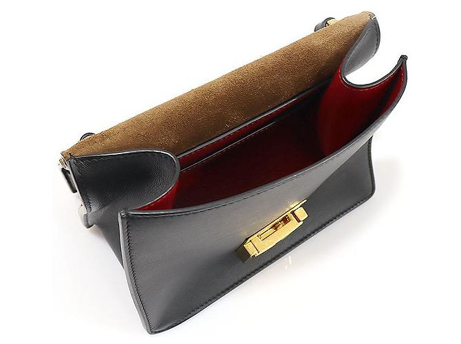 Fendi Kan Small Shoulder Bag in Black Calfskin Nero - vista 5