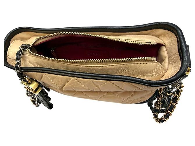 Chanel Bolsa de ombro hobo Gabrielle pequena corrente bege Marrom - vista 7
