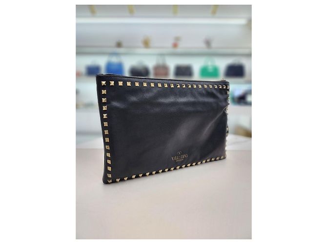Valentino Clutch Garavani Rockstud Grande Nero - vista 4