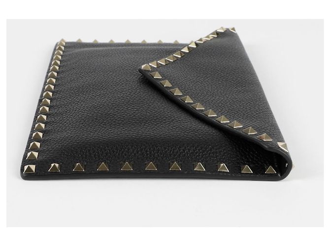 Valentino Clutch sobre Rockstud Negro - vista 7