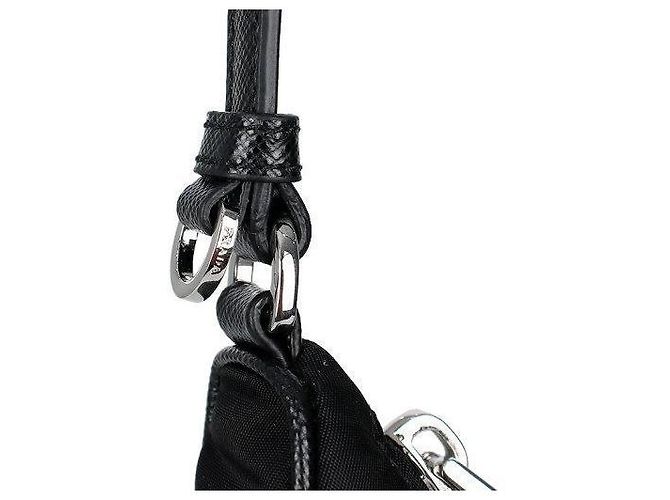 Prada Borsa hobo in Saffiano Re-Nylon Nero - vista 3