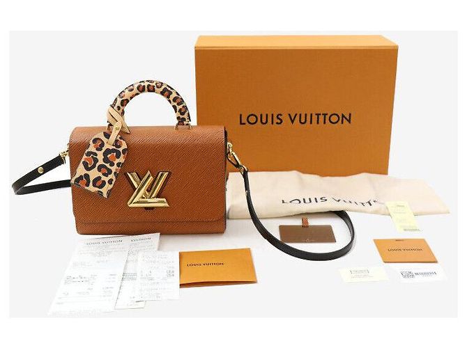 Louis Vuitton Epi Top Handle Twist MM Marrone - vista 8
