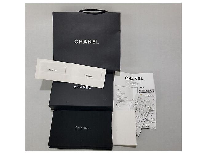 Chanel Billetera de solapa de caviar clásico Negro - vista 10