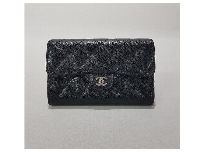 Chanel Billetera de solapa de caviar clásico Negro - vista 2