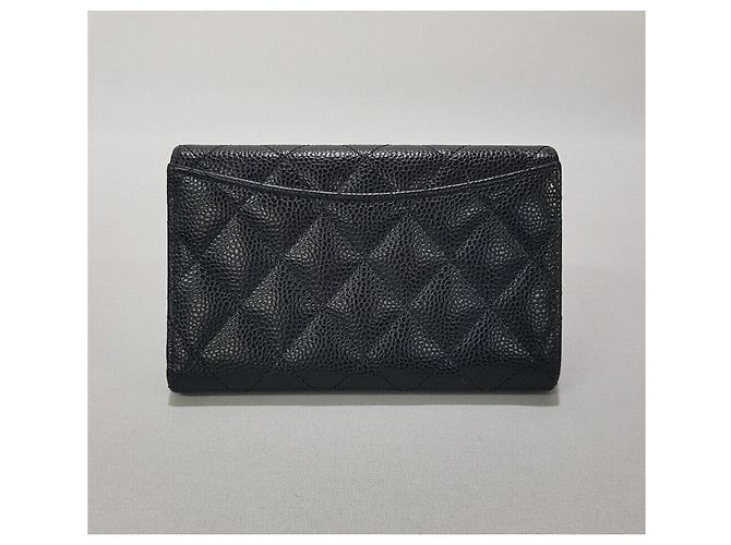Chanel Billetera de solapa de caviar clásico Negro - vista 5
