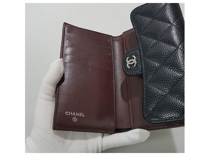Chanel Billetera de solapa de caviar clásico Negro - vista 7