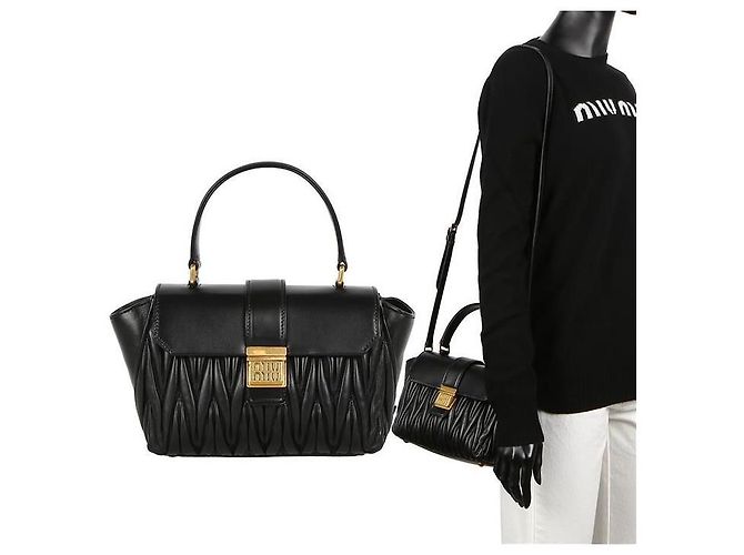 Bolso de Hombro Miu Miu Matelassé en Nappa VOOO Negro - vista 9