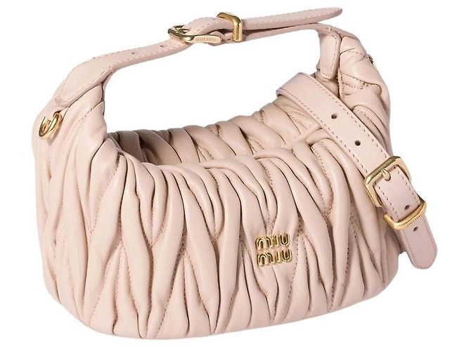 Pochette in pelle nappa trapuntata Miu Miu rosa cipria AFPP - vista 3