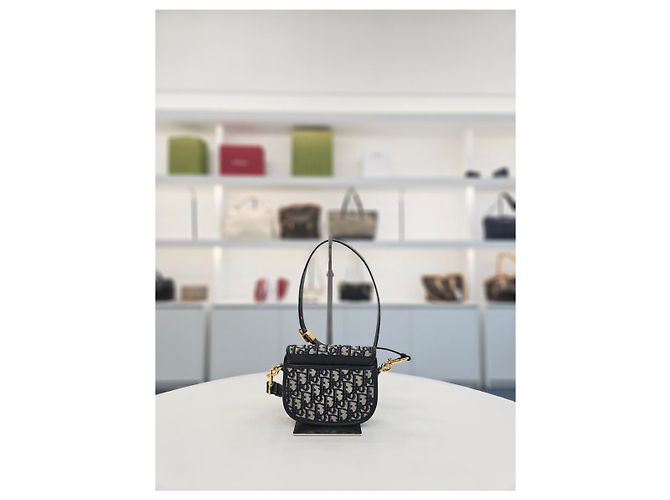 Dior Bolsa Bobby Oblique Pequena Crossbody Branco - vista 10