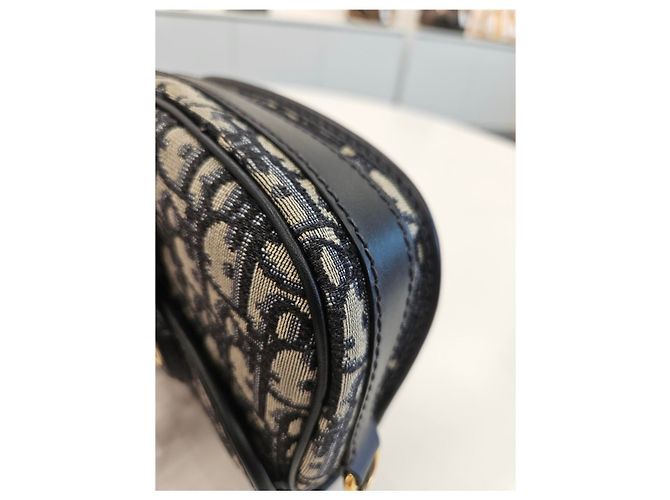 Dior Bolsa Bobby Oblique Pequena Crossbody Branco - vista 17