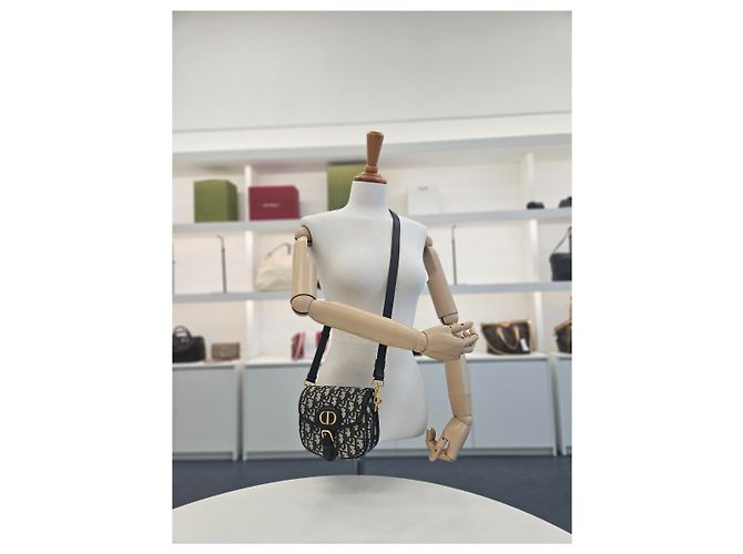 Dior Bolsa Bobby Oblique Pequena Crossbody Branco - vista 7