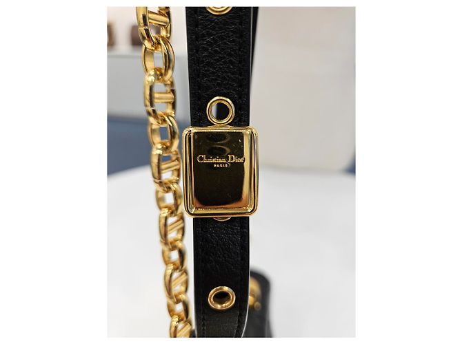 Dior Borsa Caro Small Cannage (Cinghia Autentica Aggiuntiva Inclusa) Nero - vista 17