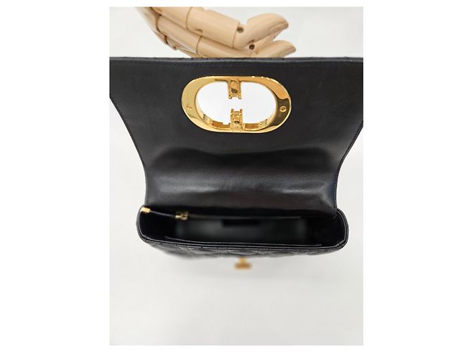 Dior Borsa Caro Small Cannage (Cinghia Autentica Aggiuntiva Inclusa) Nero - vista 25