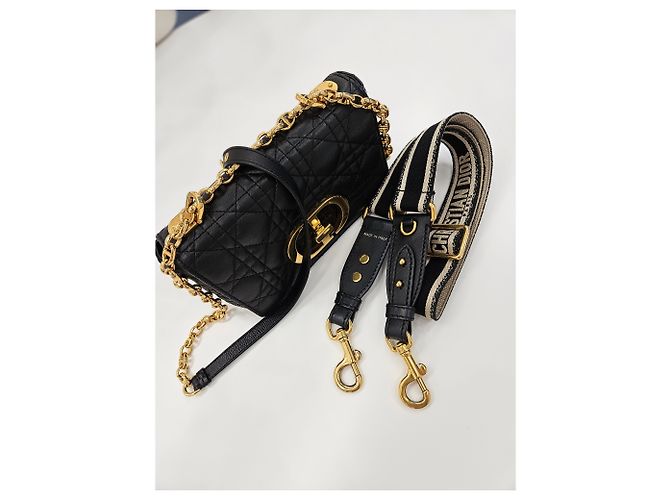 Dior Borsa Caro Small Cannage (Cinghia Autentica Aggiuntiva Inclusa) Nero - vista 4