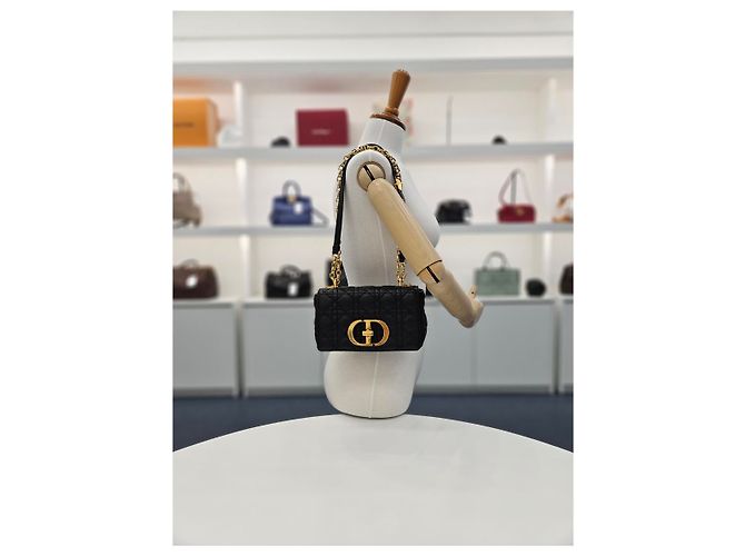 Dior Borsa Caro Small Cannage (Cinghia Autentica Aggiuntiva Inclusa) Nero - vista 7