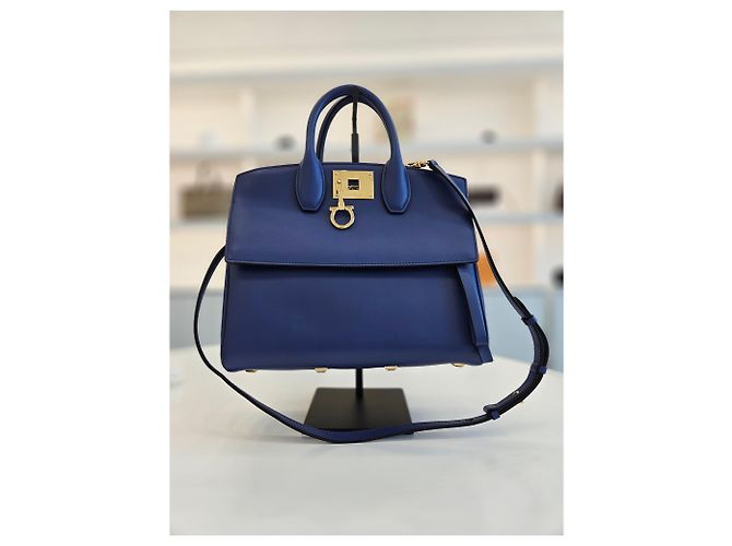 Salvatore Ferragamo Borsa Tote Piccola Studio e Borsa a Spalla Blu - vista 17