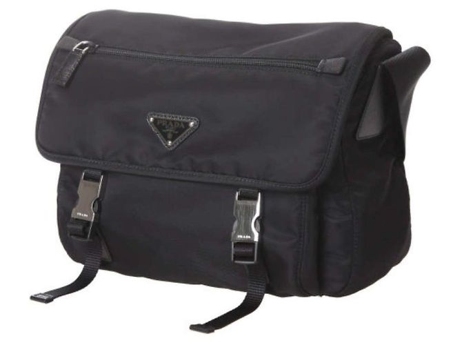 Prada Borsa a tracolla messaggero in Re-Nylon nera Nero - vista 4
