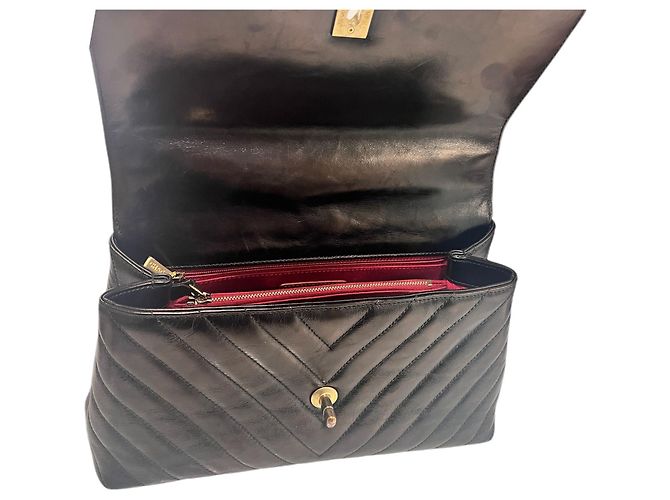Chanel Chevron Glasiertes Vintage Kalbsleder Coco Handle Medium Schwarz - Ansicht 7